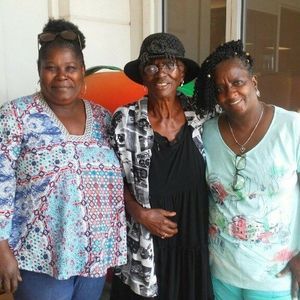 Meet your Posher, Sandra